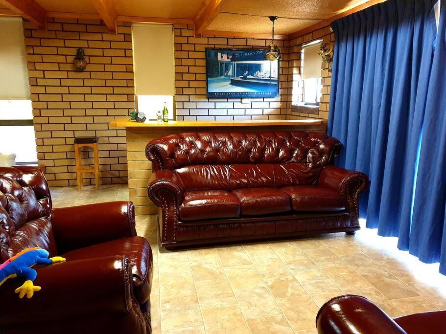 Spacious Holiday Home - Waikerie Luaran gambar