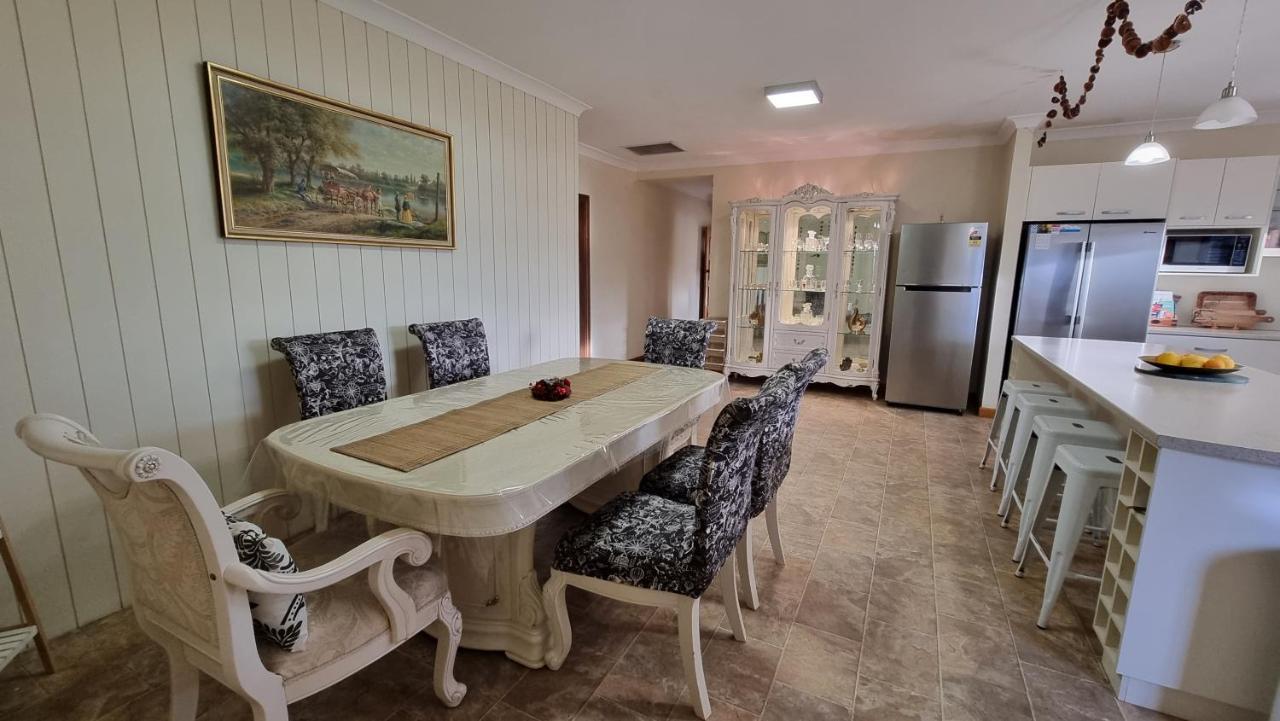 Spacious Holiday Home - Waikerie Luaran gambar
